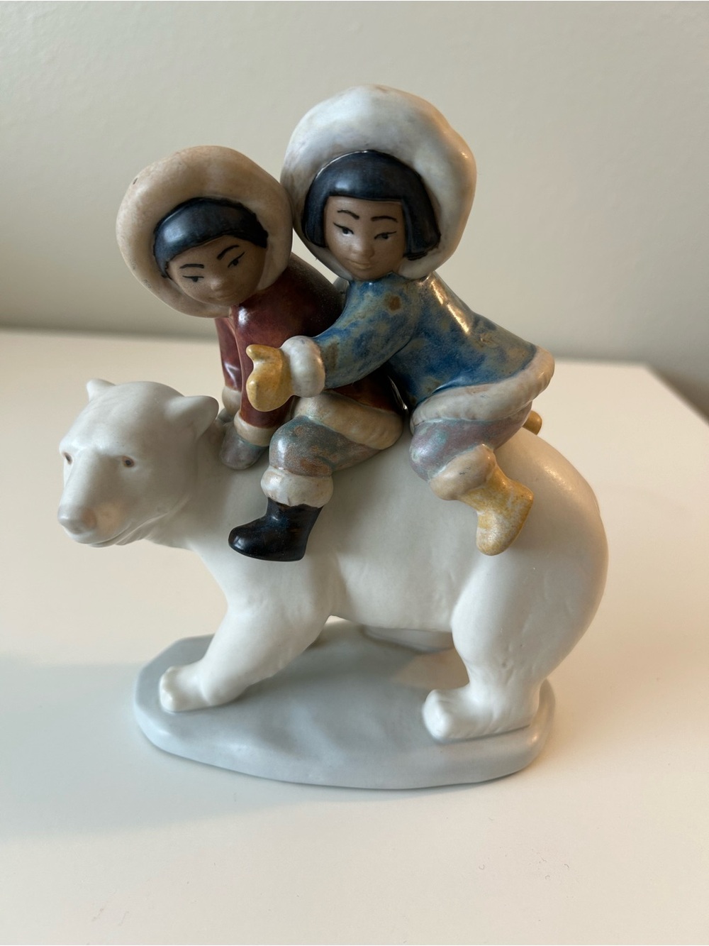 Lladro # 2270 Porcelain Figurine Children Riding Polar Bear